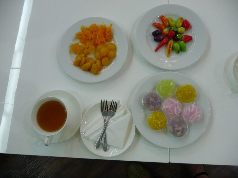 Medical Tourism “Lite” might include a Day of Beauty and Anti-Aging at:  Rangsit University’s – Pimtara Estetica Laser and Cosmetic Dentistry Center.  